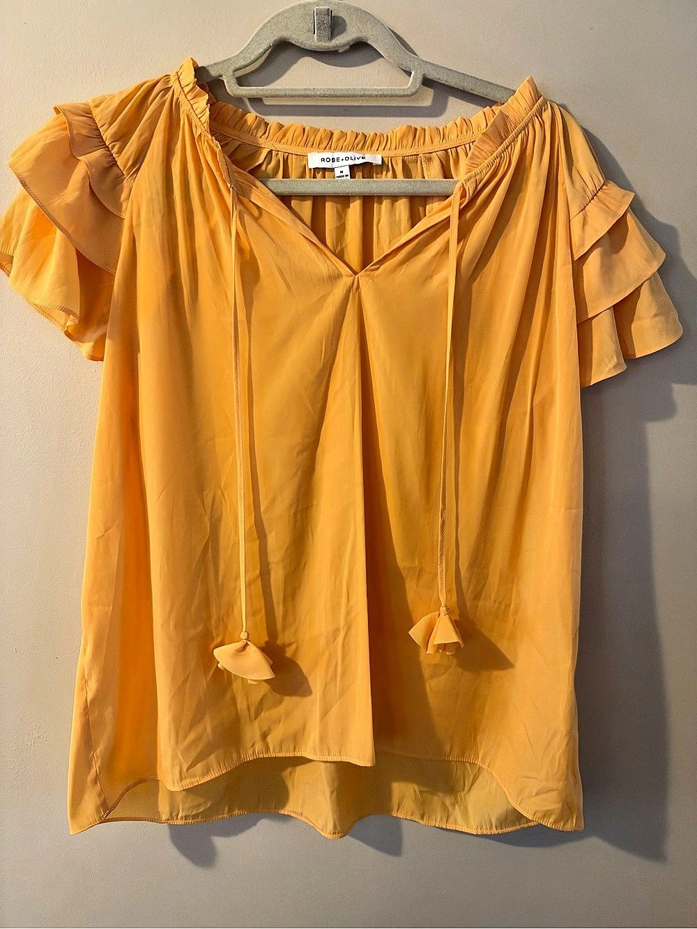 Rose + Olive Ruffle Sleeve Blouse in Orange/yellow Size Medium